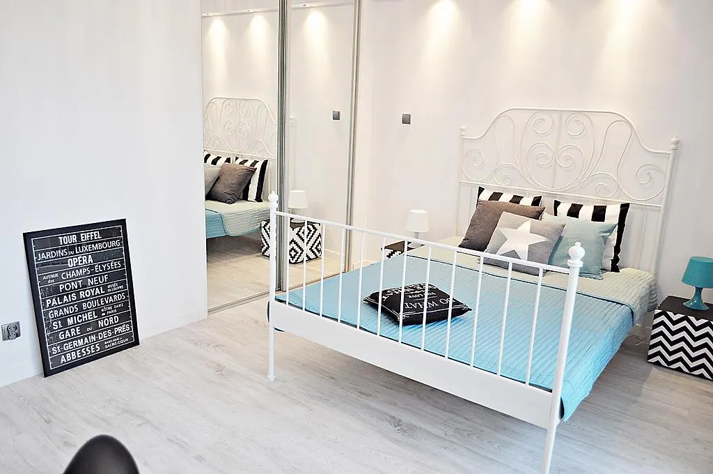 Goodnight Warsaw Apartments Aleja Jana Pawla II 18
