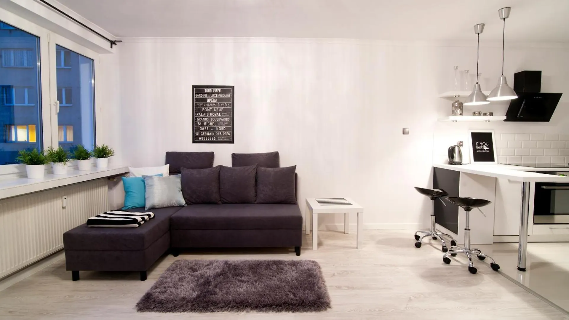Goodnight Warsaw Apartments Aleja Jana Pawla II 18